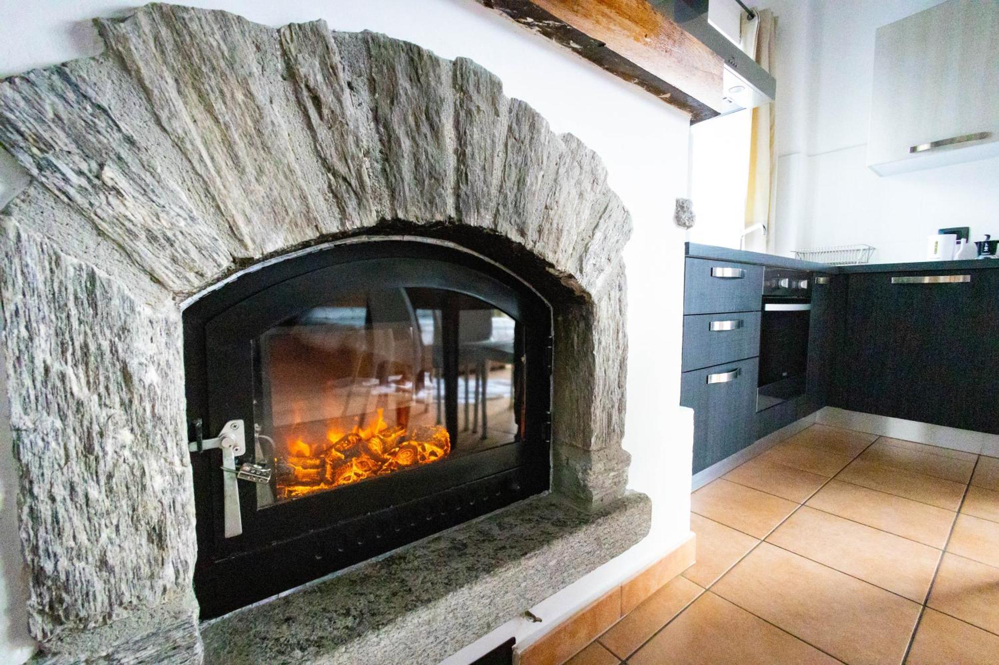 Case Appartamenti Vacanze Da Cien Saint-Christophe Ngoại thất bức ảnh